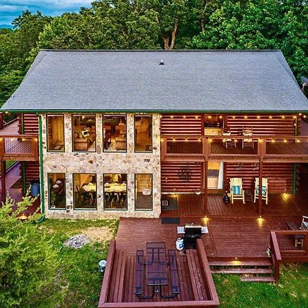 Panorama Mountain View Cabin, Less Than 10 Miles From Gatlinburg And Dollywood, Dog Friendly, 6 Bedrooms Sleeps 17, Fire Pit, Hottub, Washer Dryer, Fully Loaded Kitchen, Gameroom With A Tv, Pool Table, Arcade, Air Hockey, And Foosball Sevierville Esterno foto